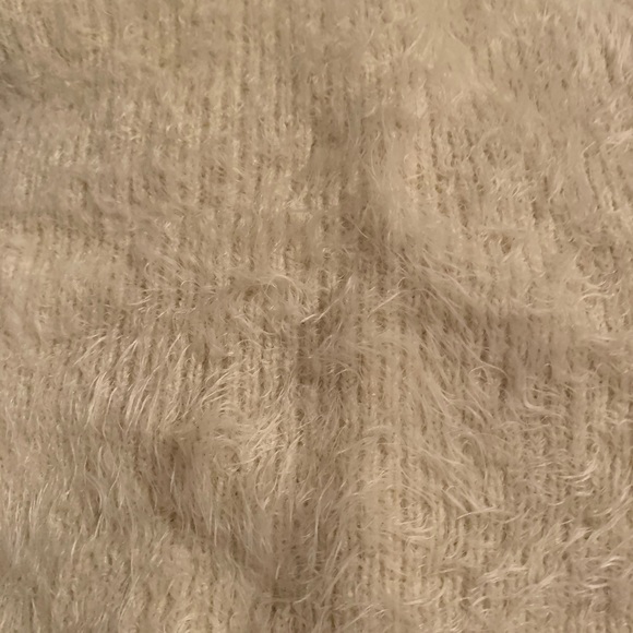 Off the shoulder top - Picture 3 of 3